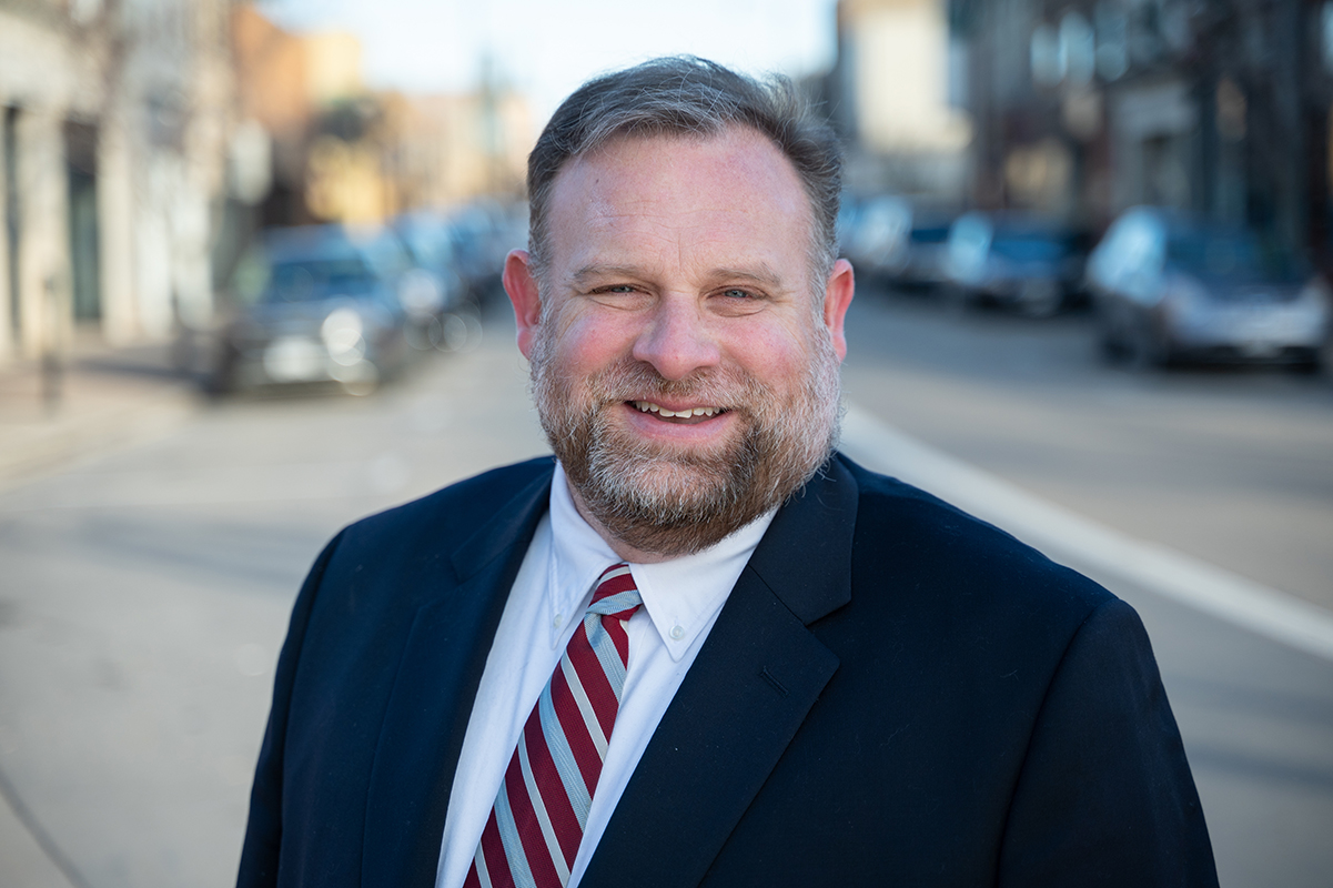 MASON2023-headshot 1_web